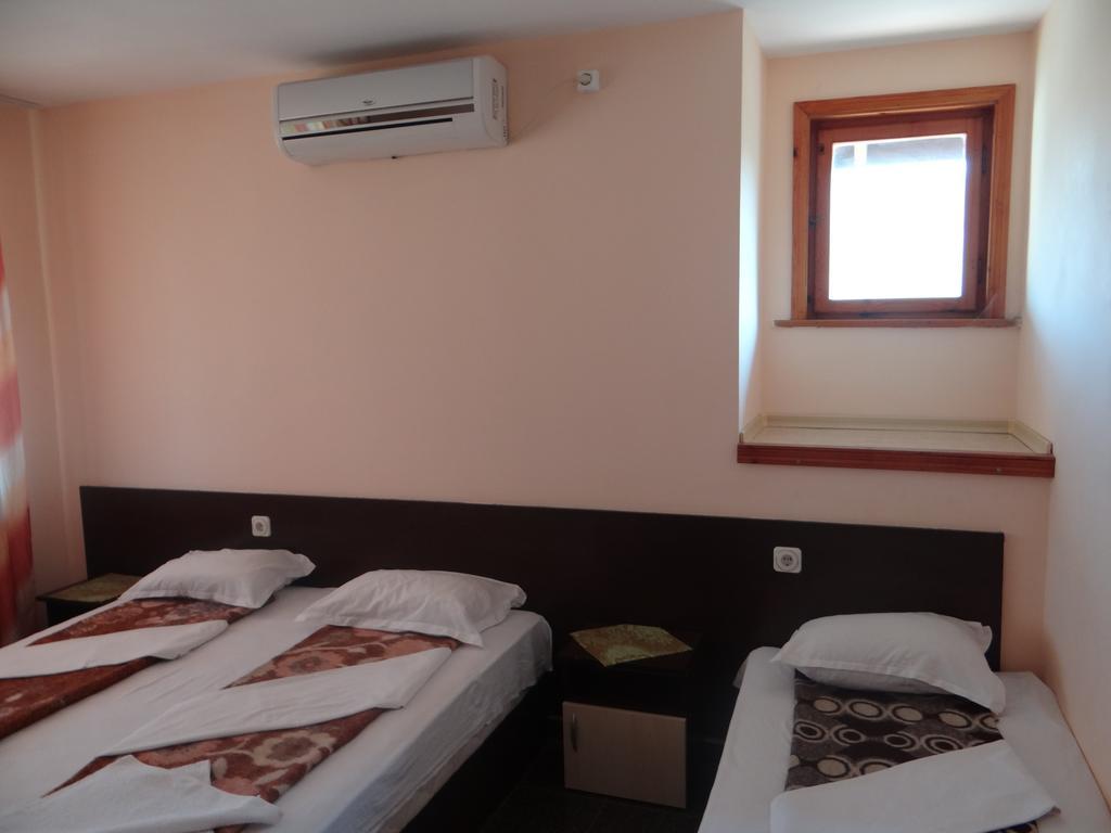 אובזור Guest House Lazur חדר תמונה