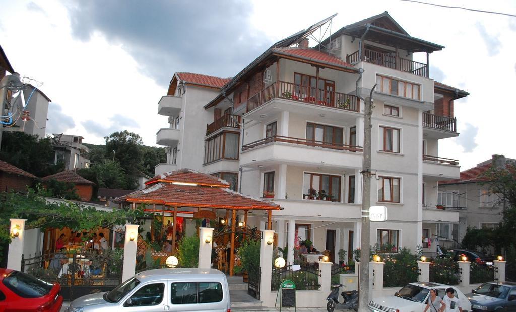 אובזור Guest House Lazur מראה חיצוני תמונה